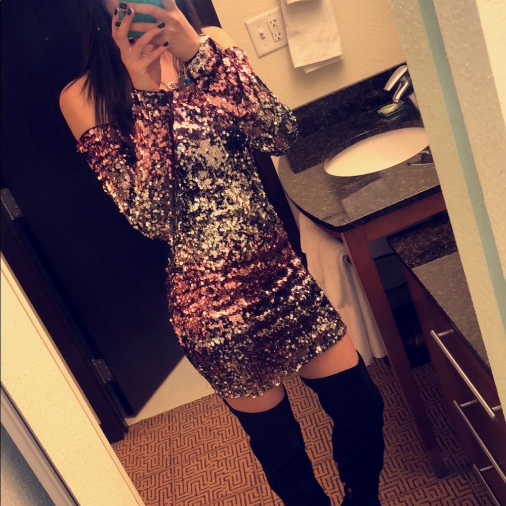 Forever 21 off the Shoulder long sleeve dress